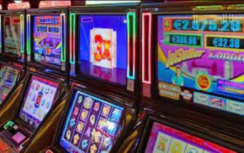 What Does Winning Money on a Slot Machine Mean?